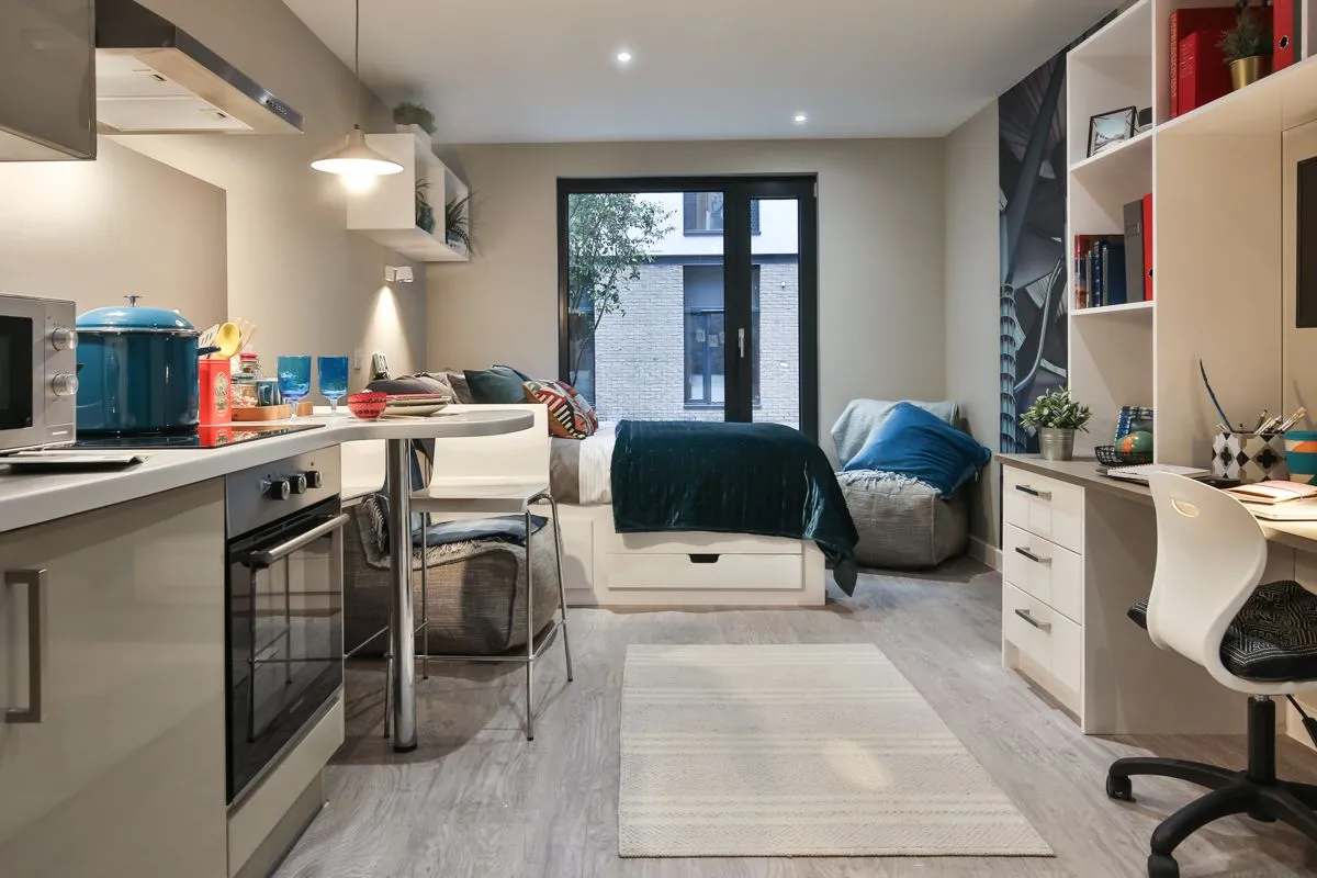 Premium Studio at 27 King’s Stables Road
