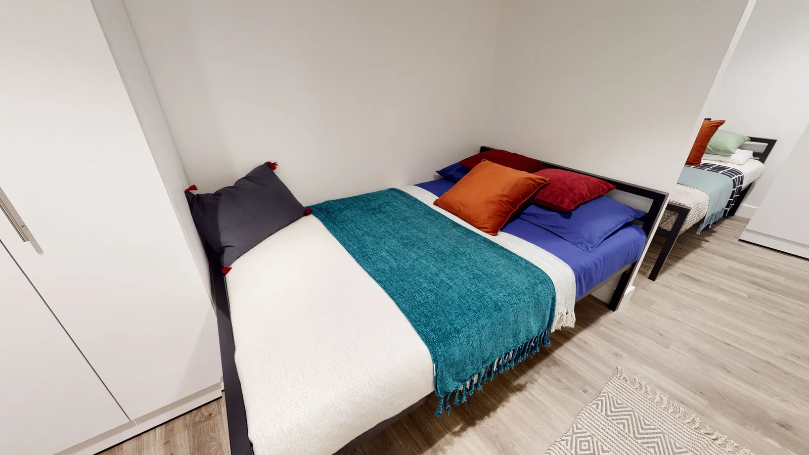 More space to share in our silver twin room at iQ Elliott House