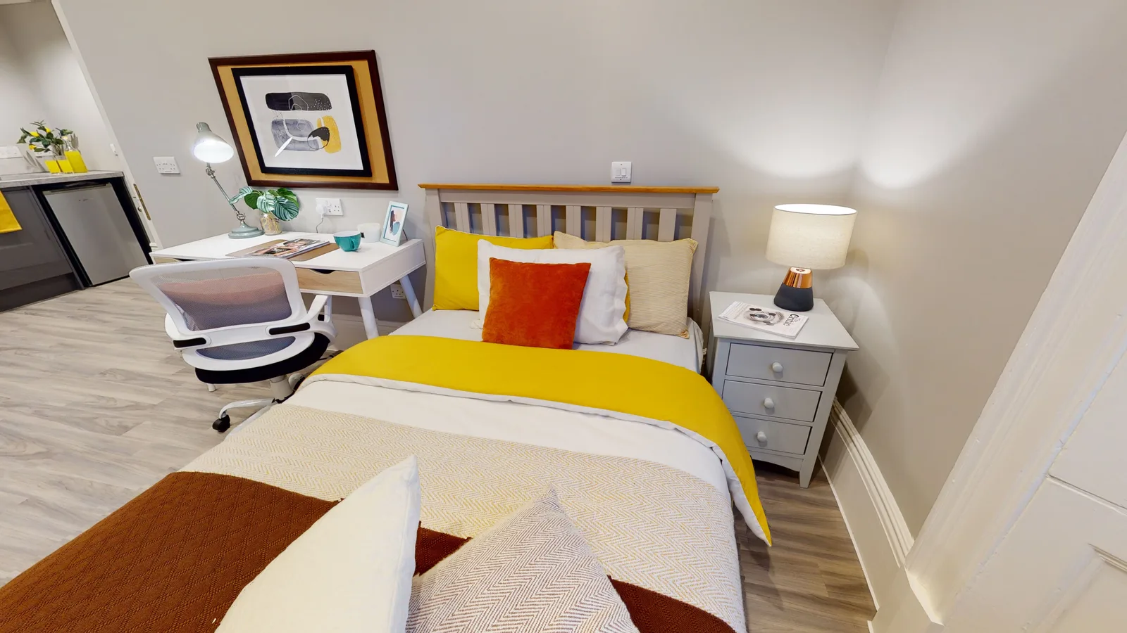 Gold Studio Premium at iQ Elliott House