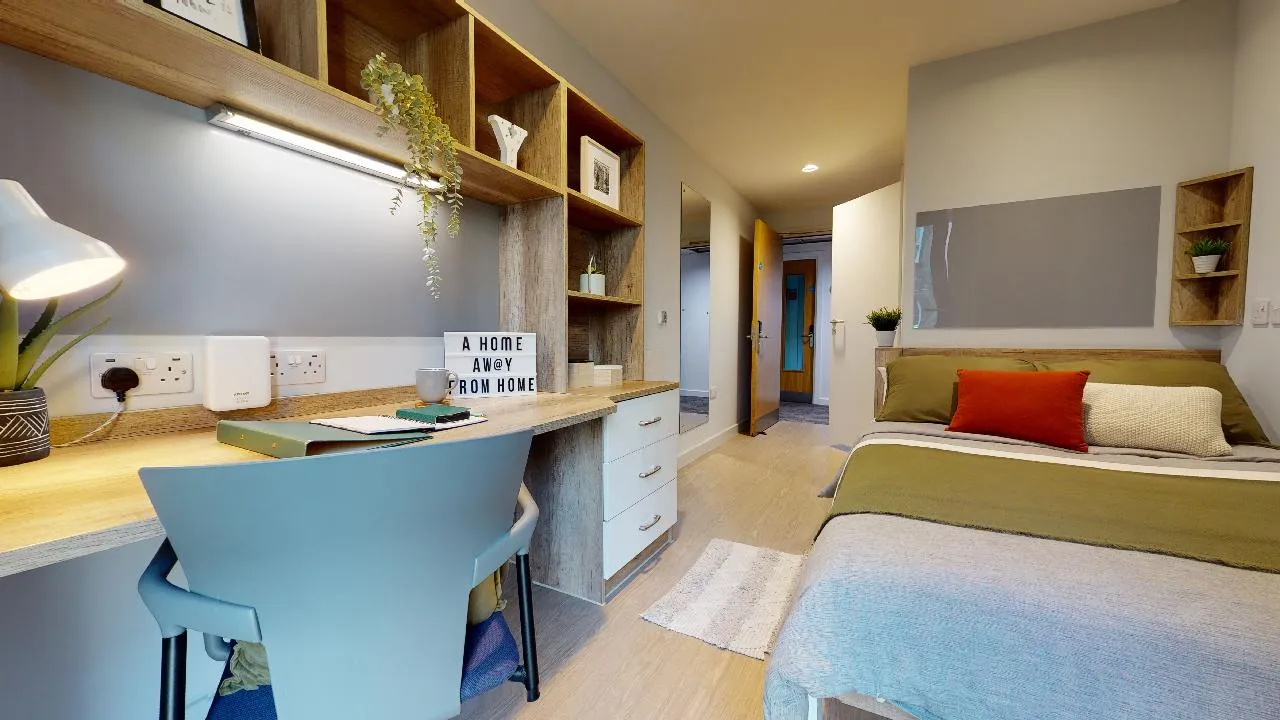 iQ Elgin Place photo 20