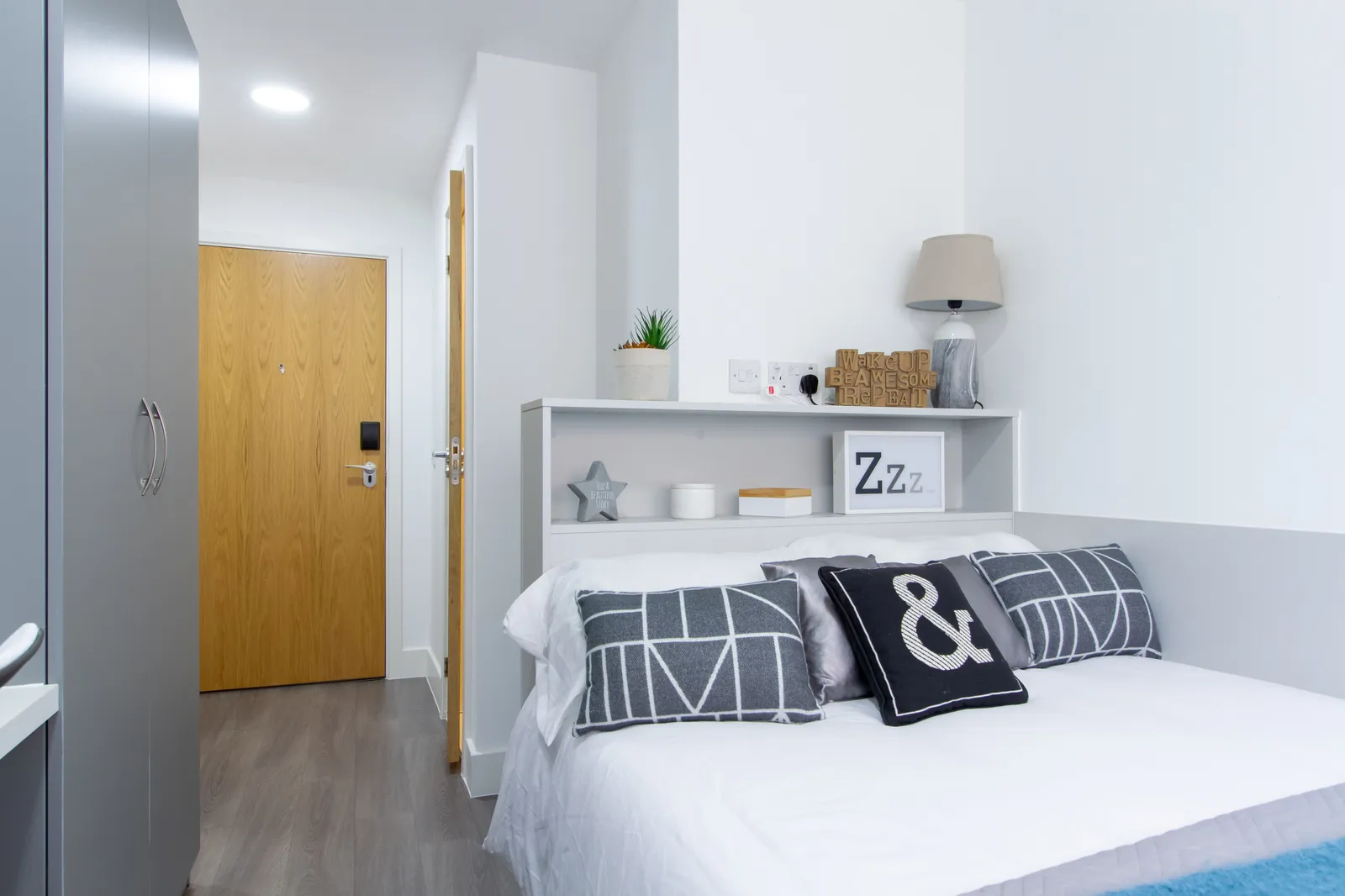 Merchant Apartments photo 26