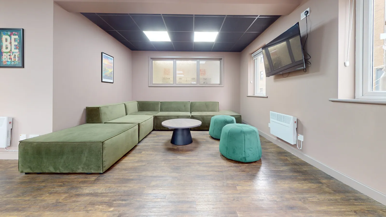 iQ Little Aspley House photo 6