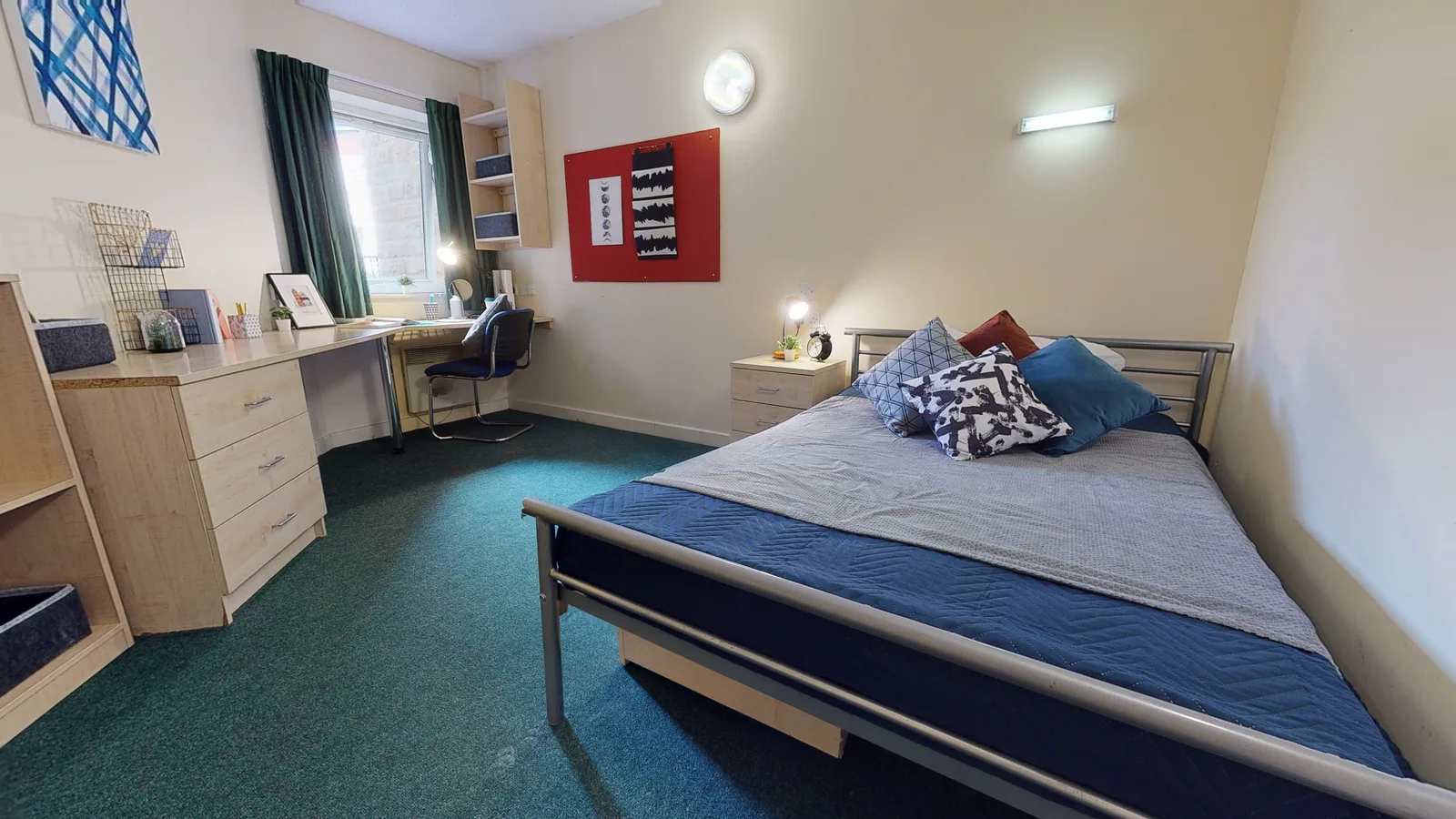 Self-contained, spacious living in our bronze studio plus at iQ Little Aspley House
