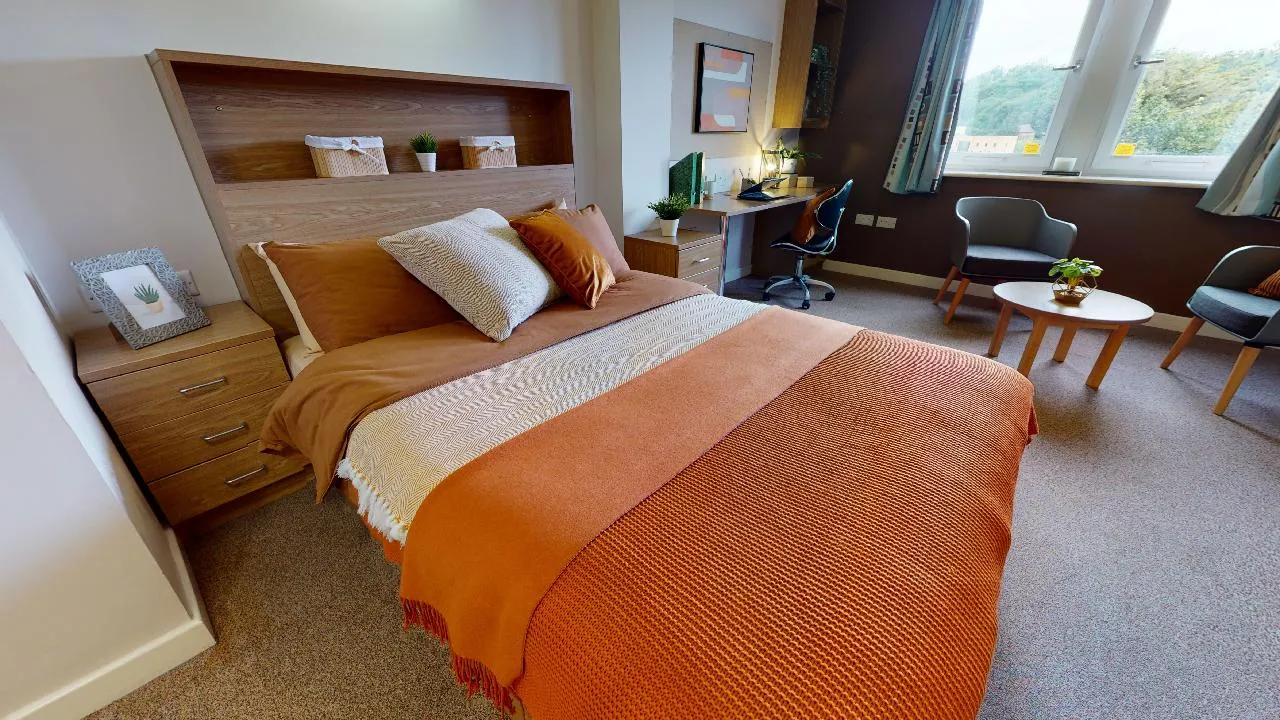 iQ Altus House photo 11