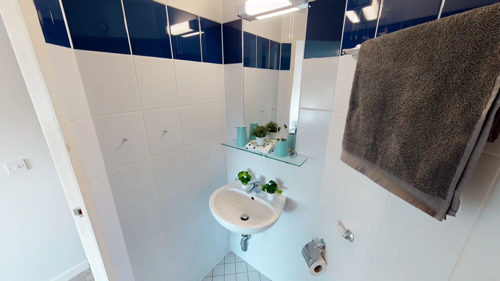iQ Altus House photo 33