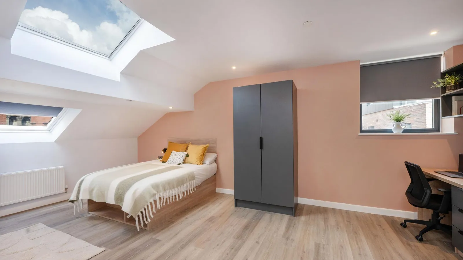 Headrow Court photo 3