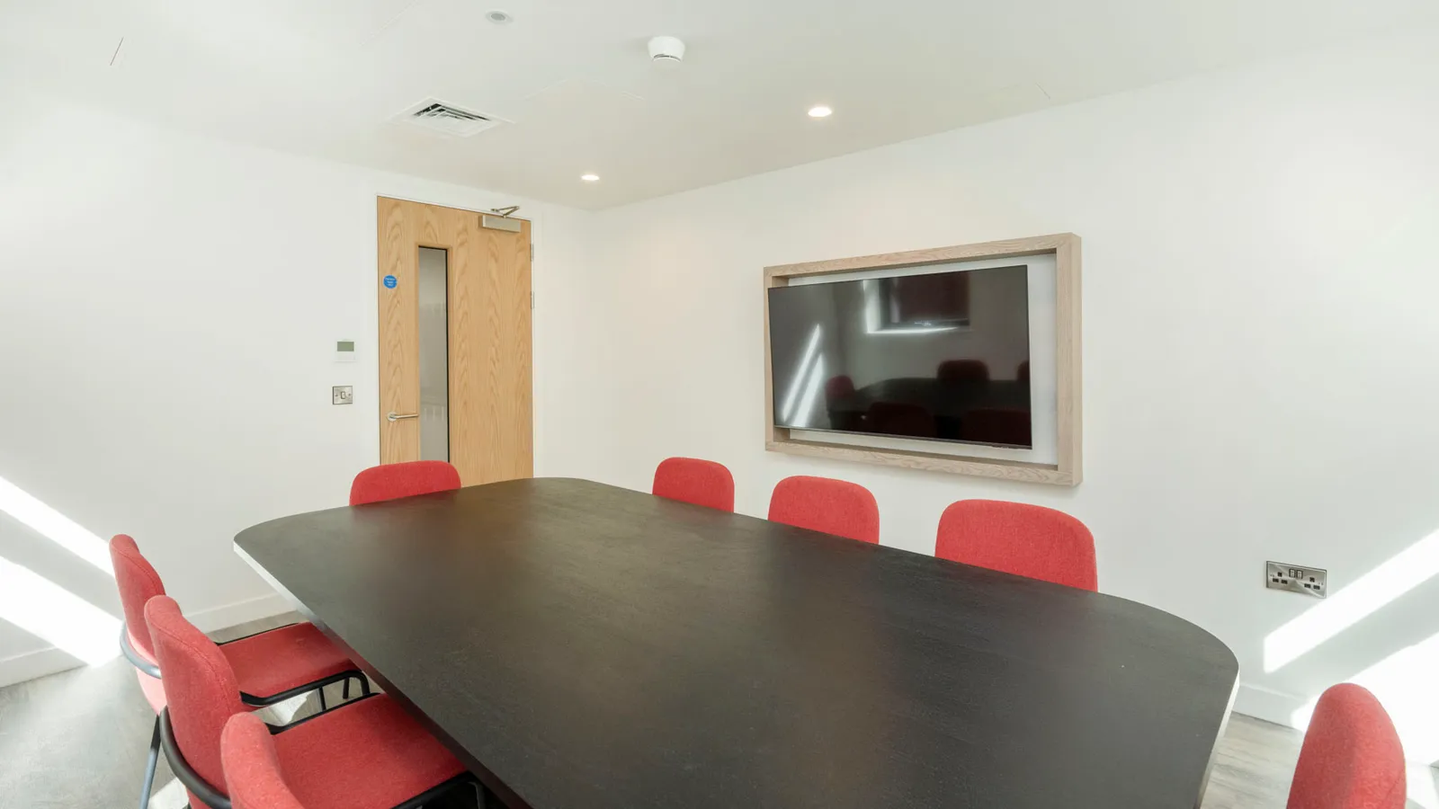 Headrow Court photo 17