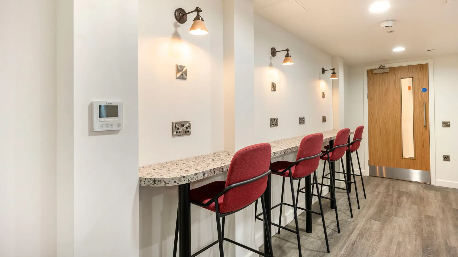 Headrow Court photo 18