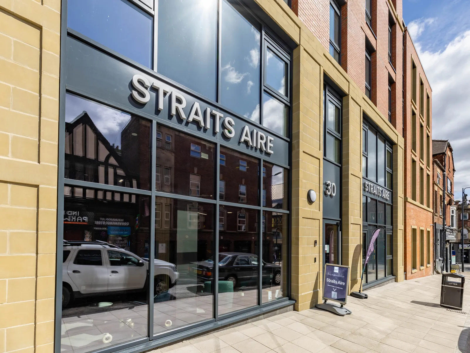 Straits Aire photo 1