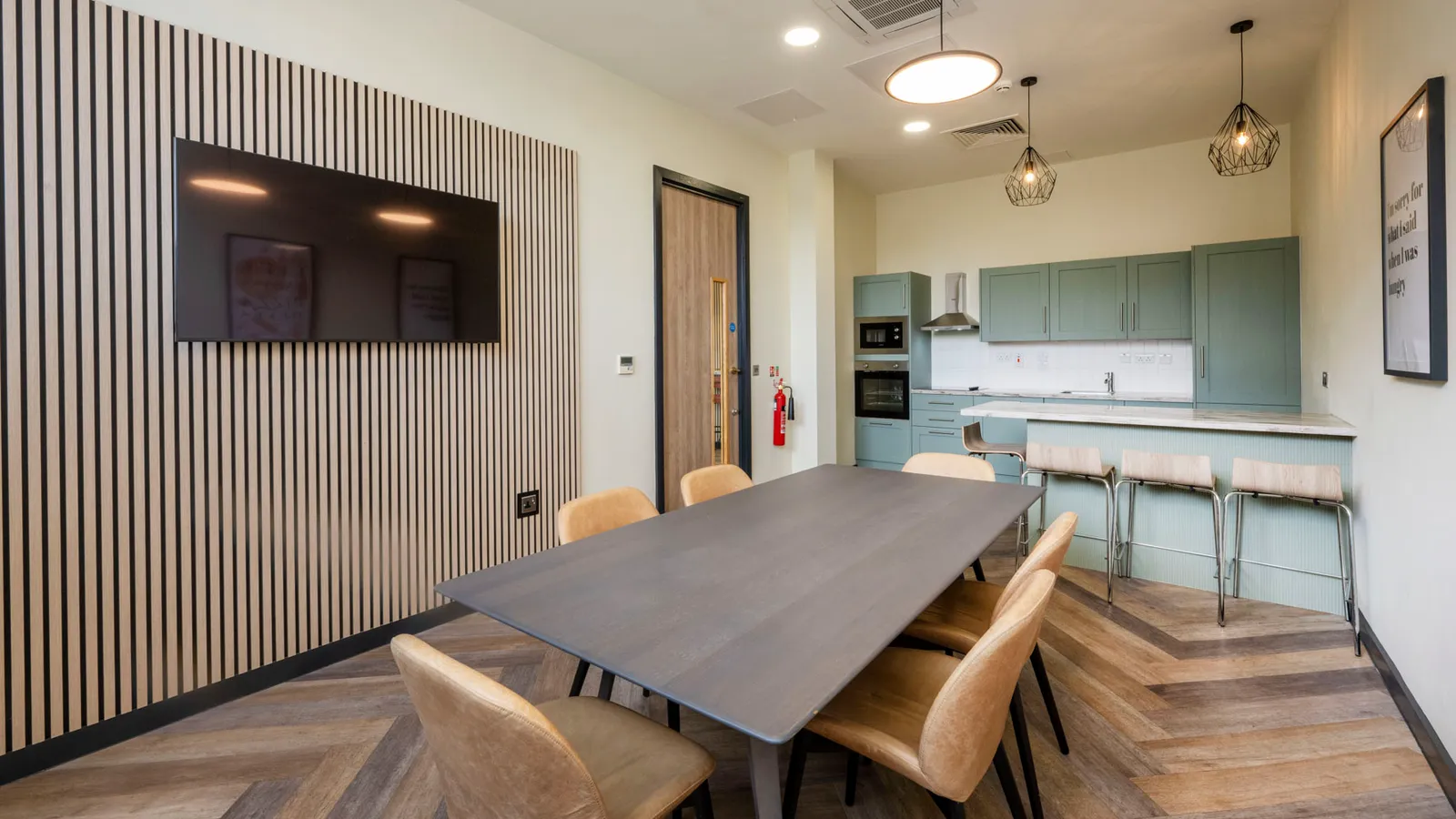Fontenoy Apartments photo 14