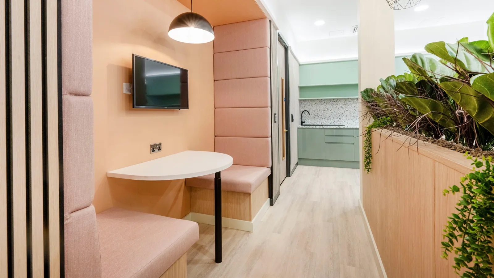 Fontenoy Apartments photo 18
