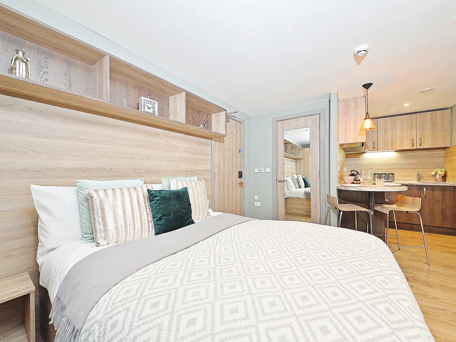 Fontenoy Apartments photo 20