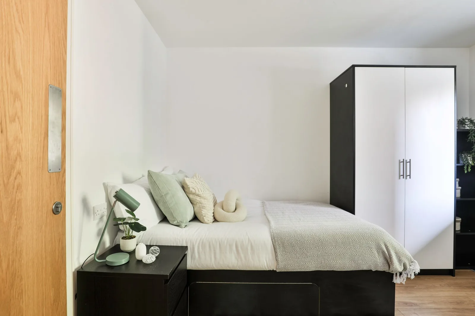 Hayward House photo 1
