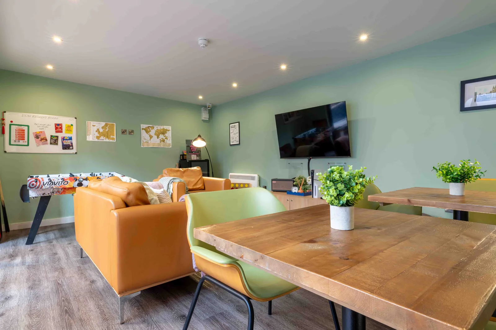 iQ Great Newton House photo 6