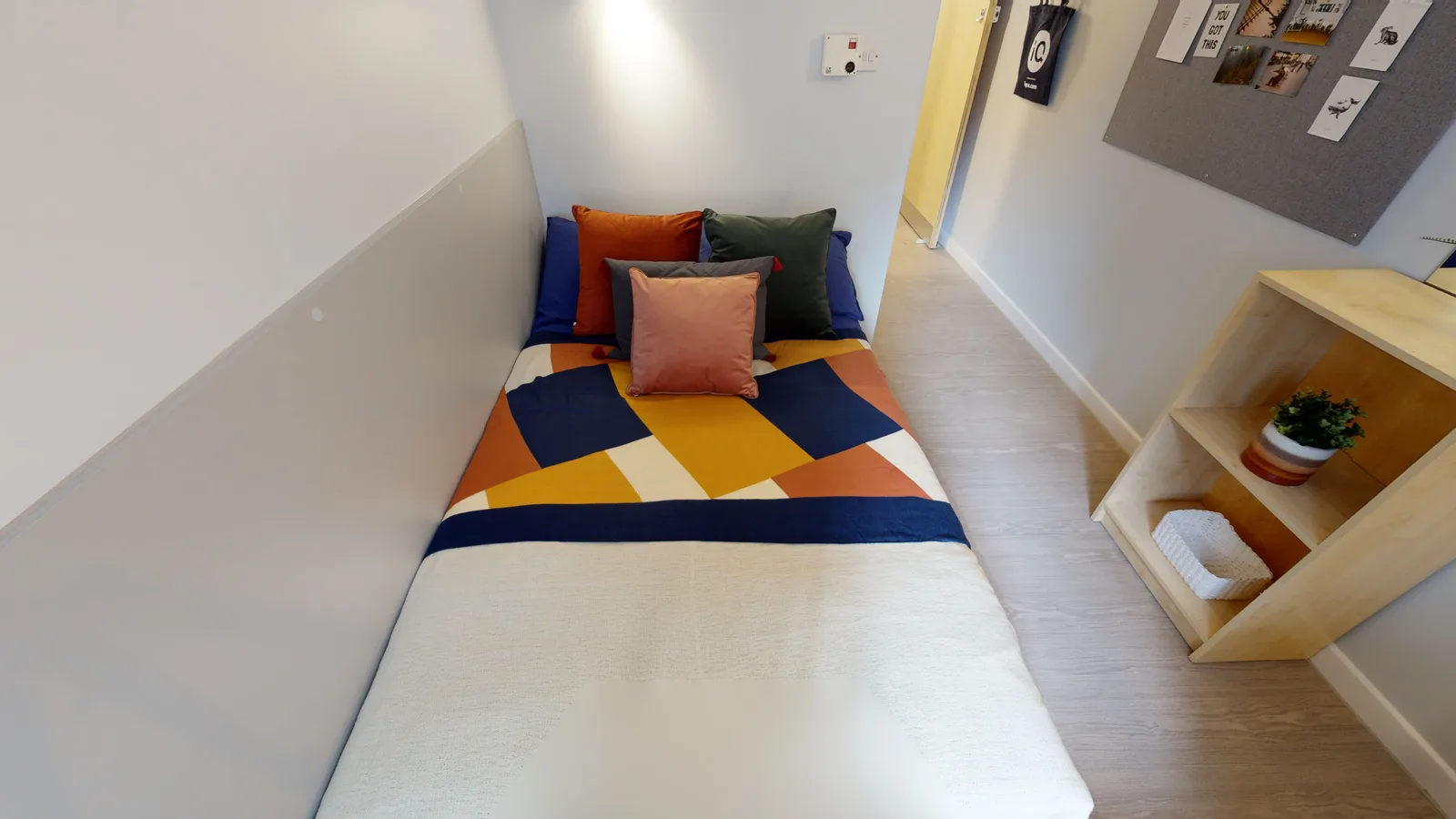 Enjoy more space in our silver en suite deluxe at iQ Great Newton House