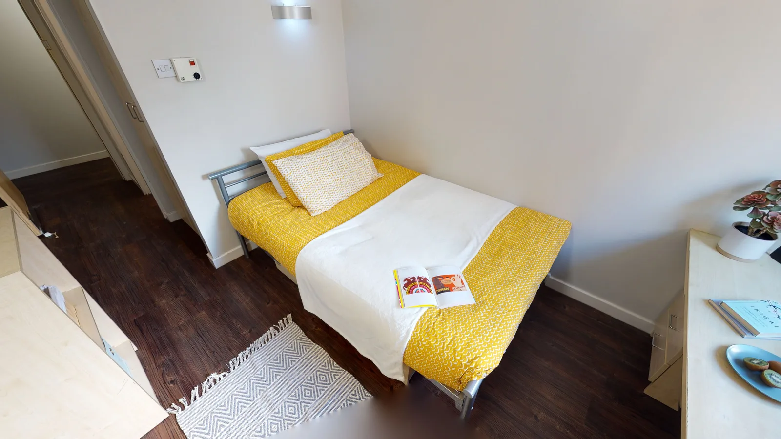 Bronze En Suite Plus at iQ Great Newton House