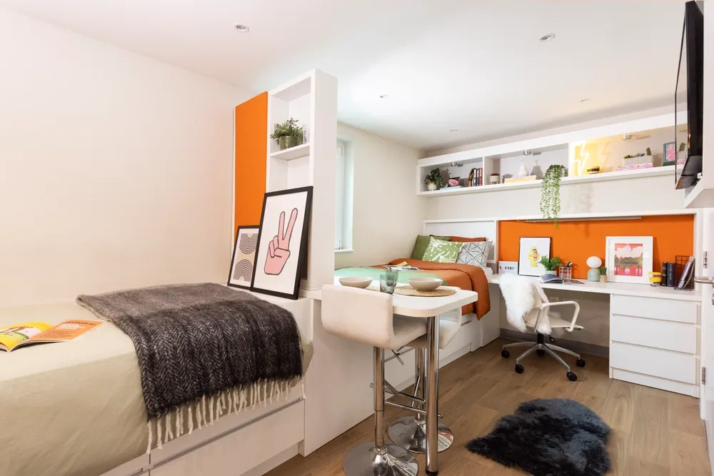 Drapery Place photo 26