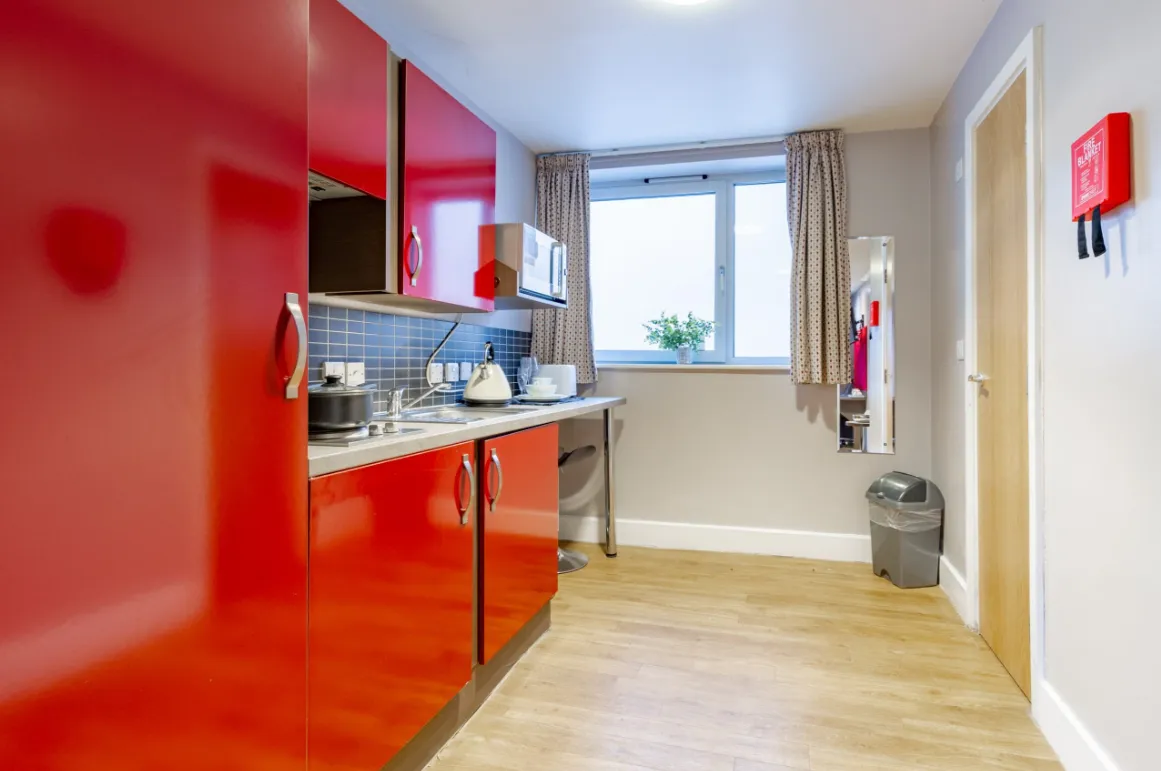 Hawley Crescent photo 4