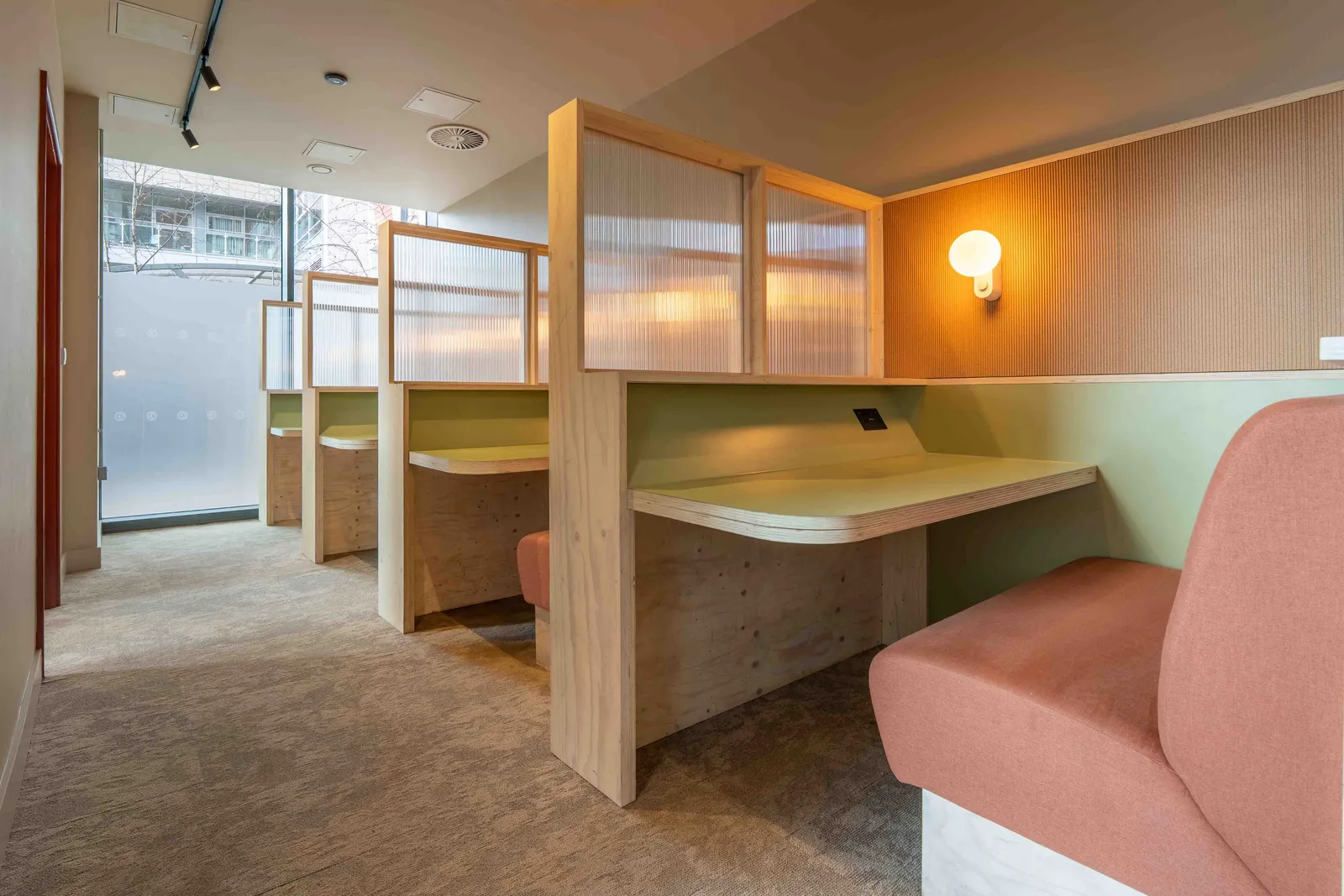 iQ Aldgate photo 16