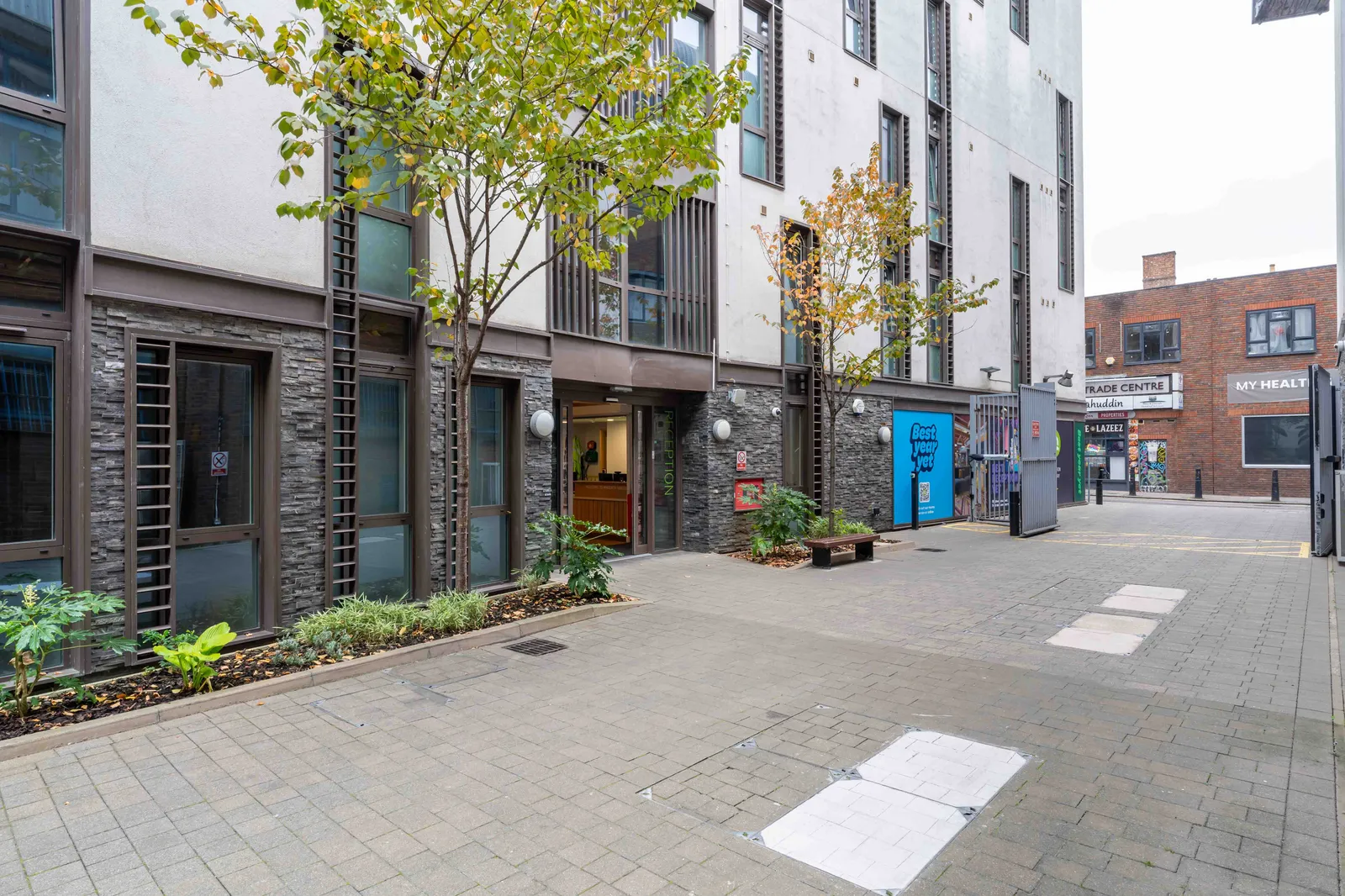 iQ Aldgate photo 89