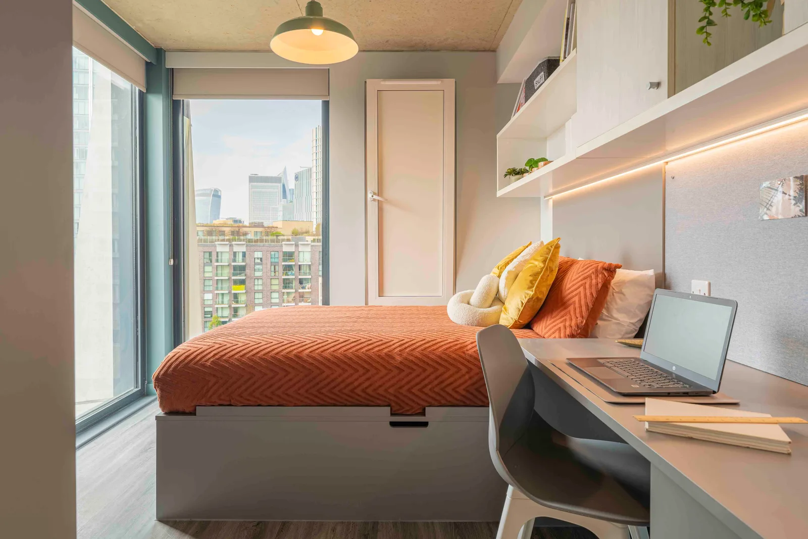 Silver Studio Deluxe at iQ Aldgate