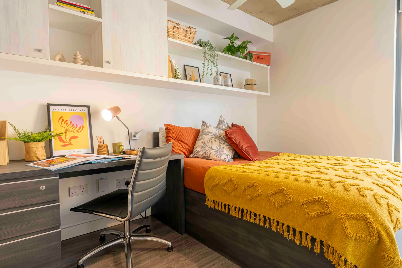 A little extra room for independent living in our bronze studio plus at iQ Aldgate