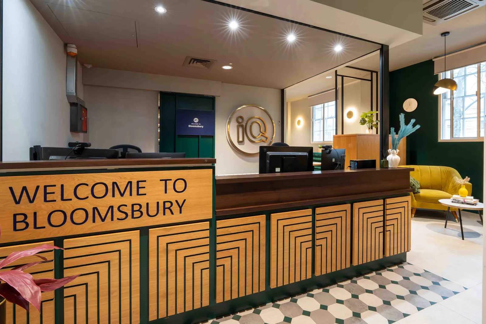 iQ Bloomsbury photo 8