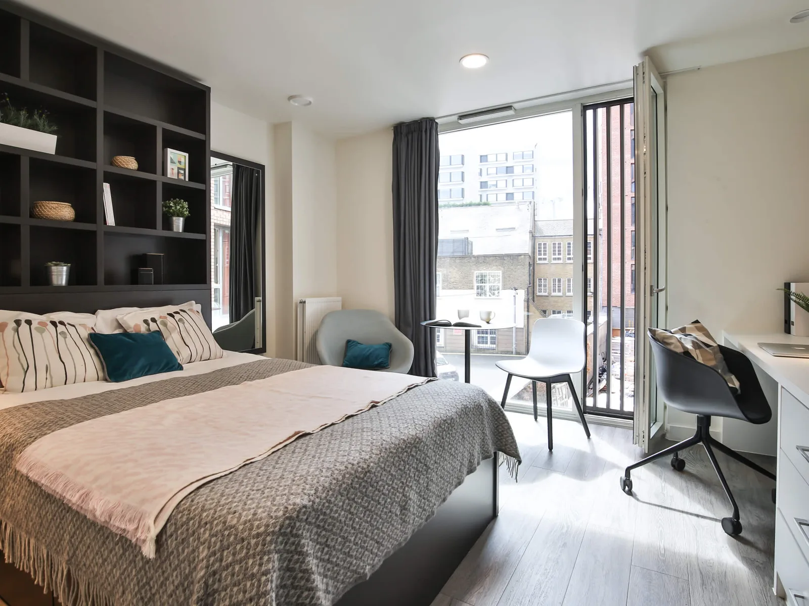 Maximum space and style in our platinum studio premium at iQ Bloomsbury