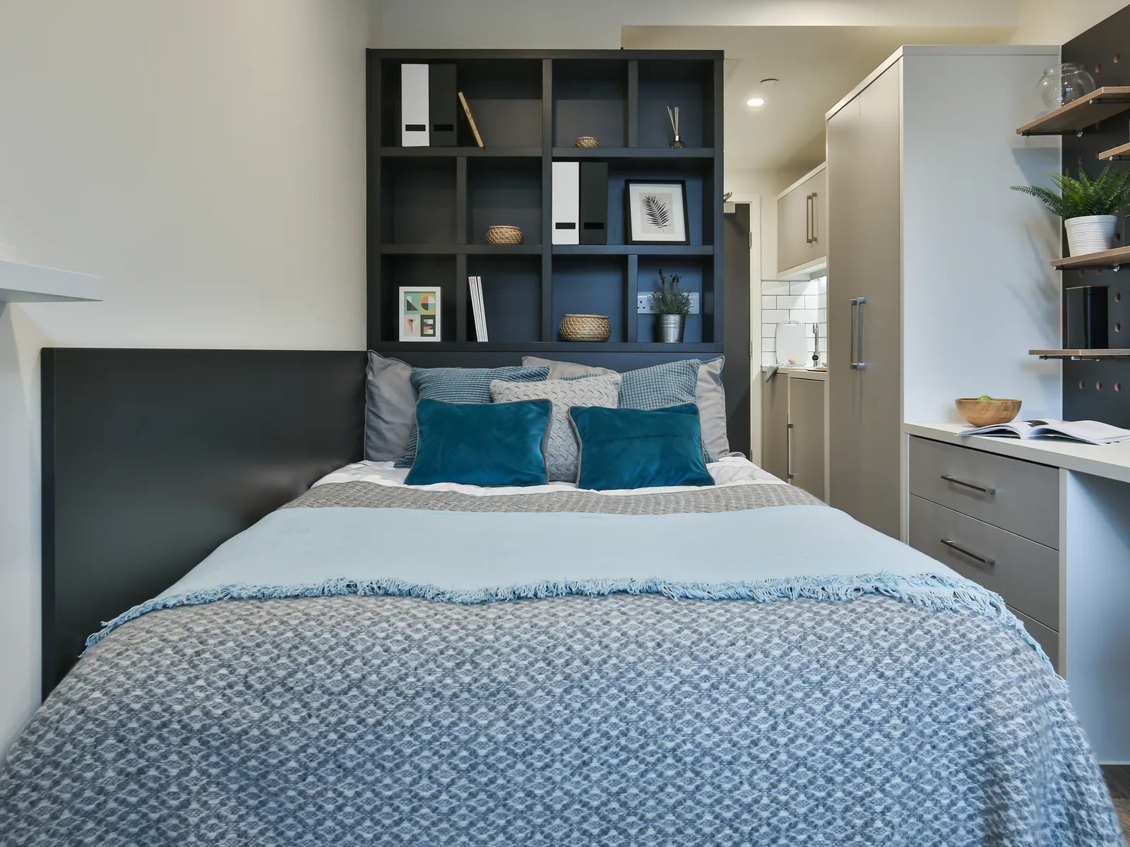 Enjoy your independence in our bright silver studio premium at iQ Bloomsbury