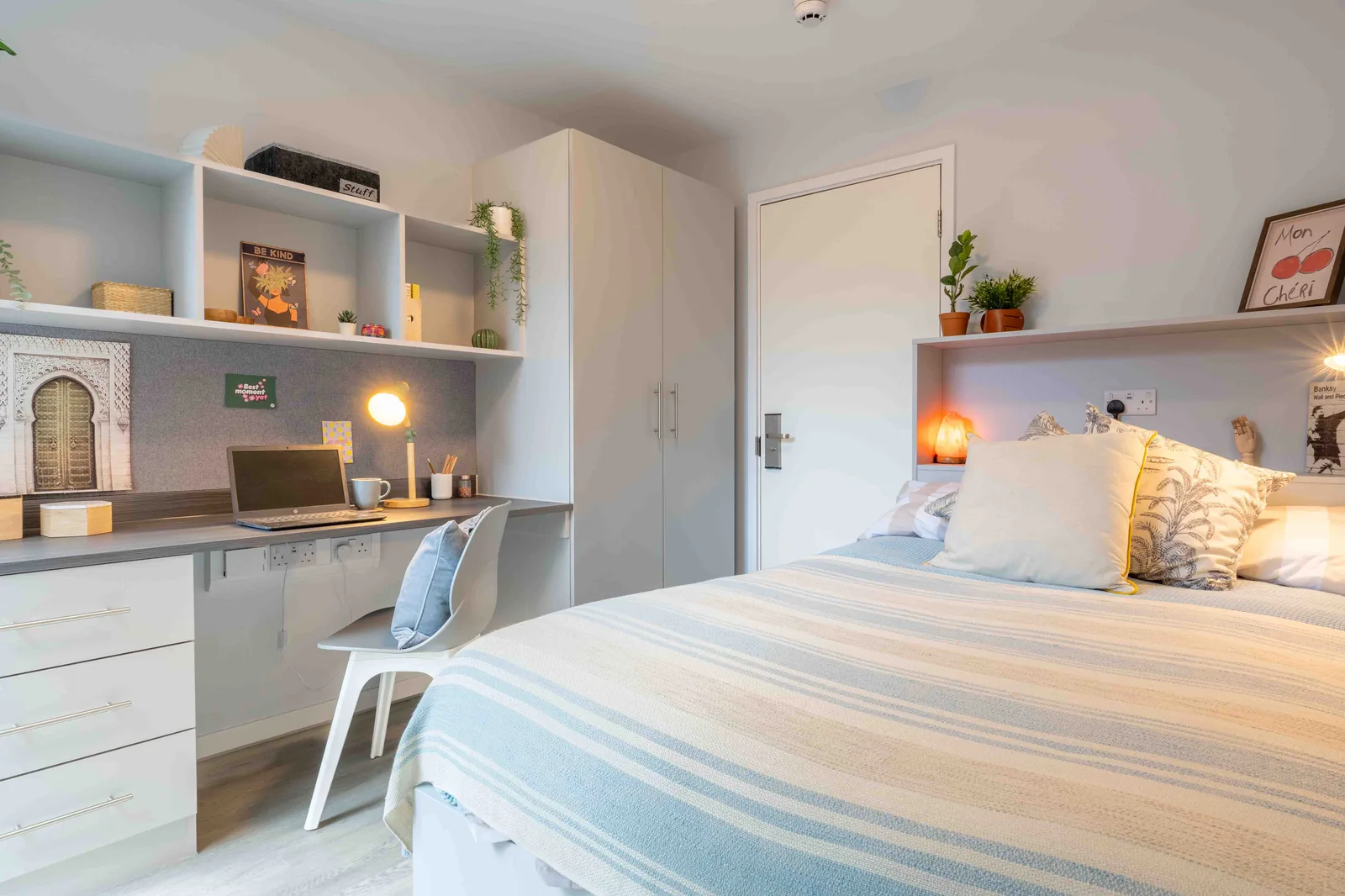 Silver Two Bed Apartment Plus at iQ City