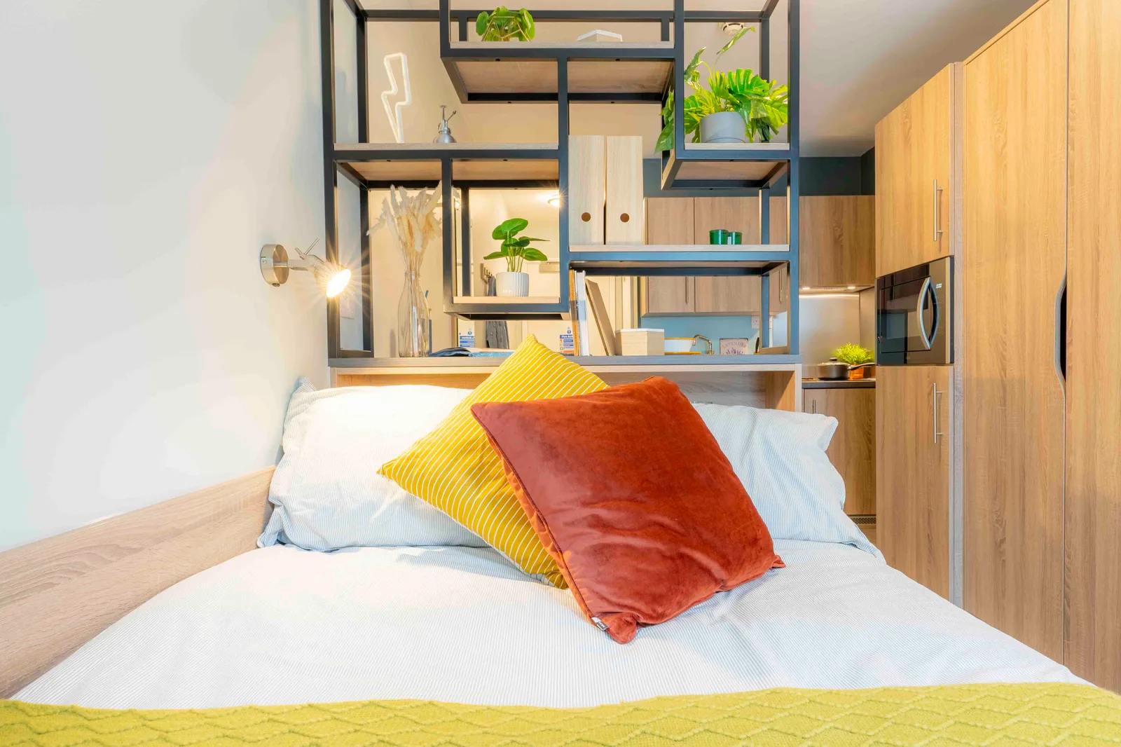 Bronze Studio Plus at iQ Hammersmith