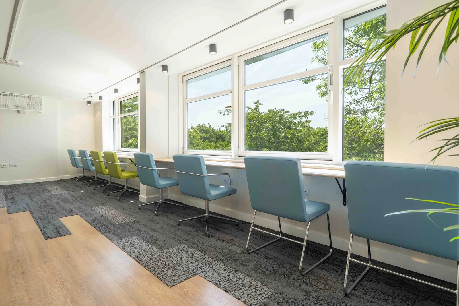 iQ The Arcade photo 79