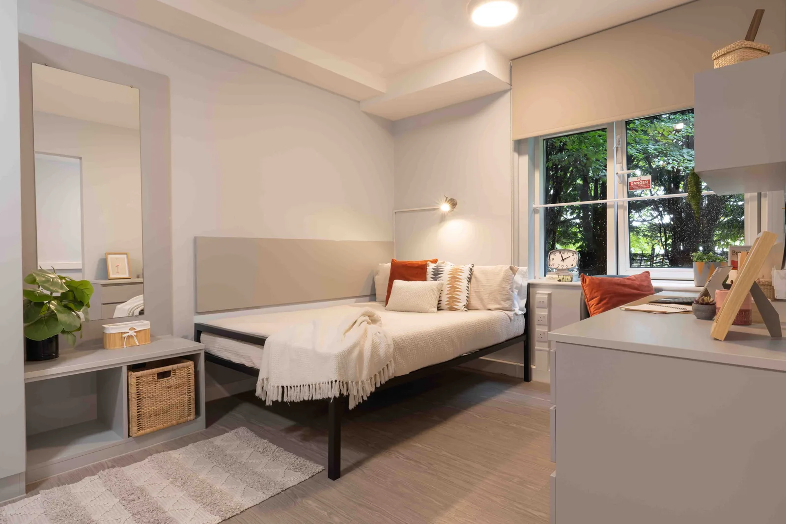 For a seriously spacious living experience in our gold studio plus at iQ Tufnell House