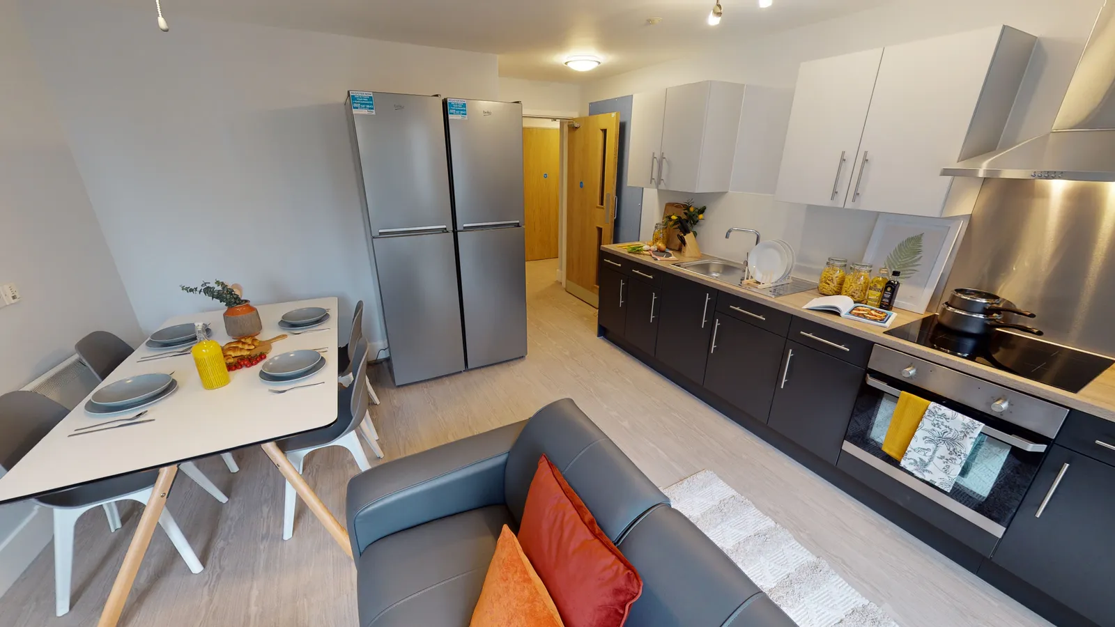 iQ Magenta House photo 111