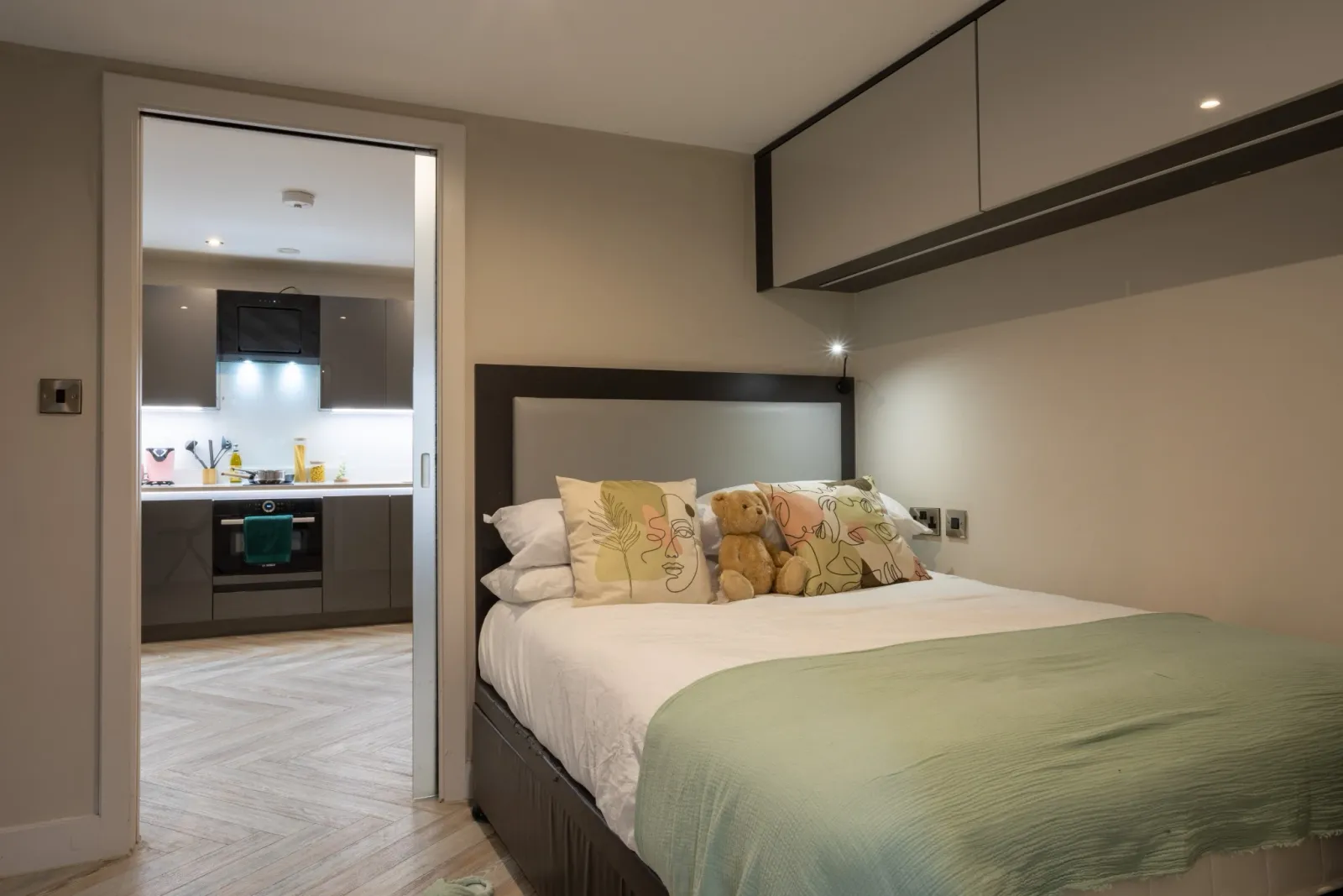 121 Princess Street photo 5
