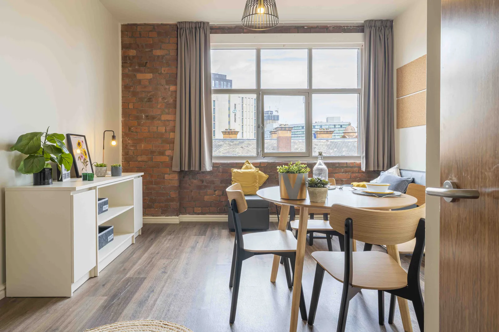 iQ Kerria Apartments photo 16