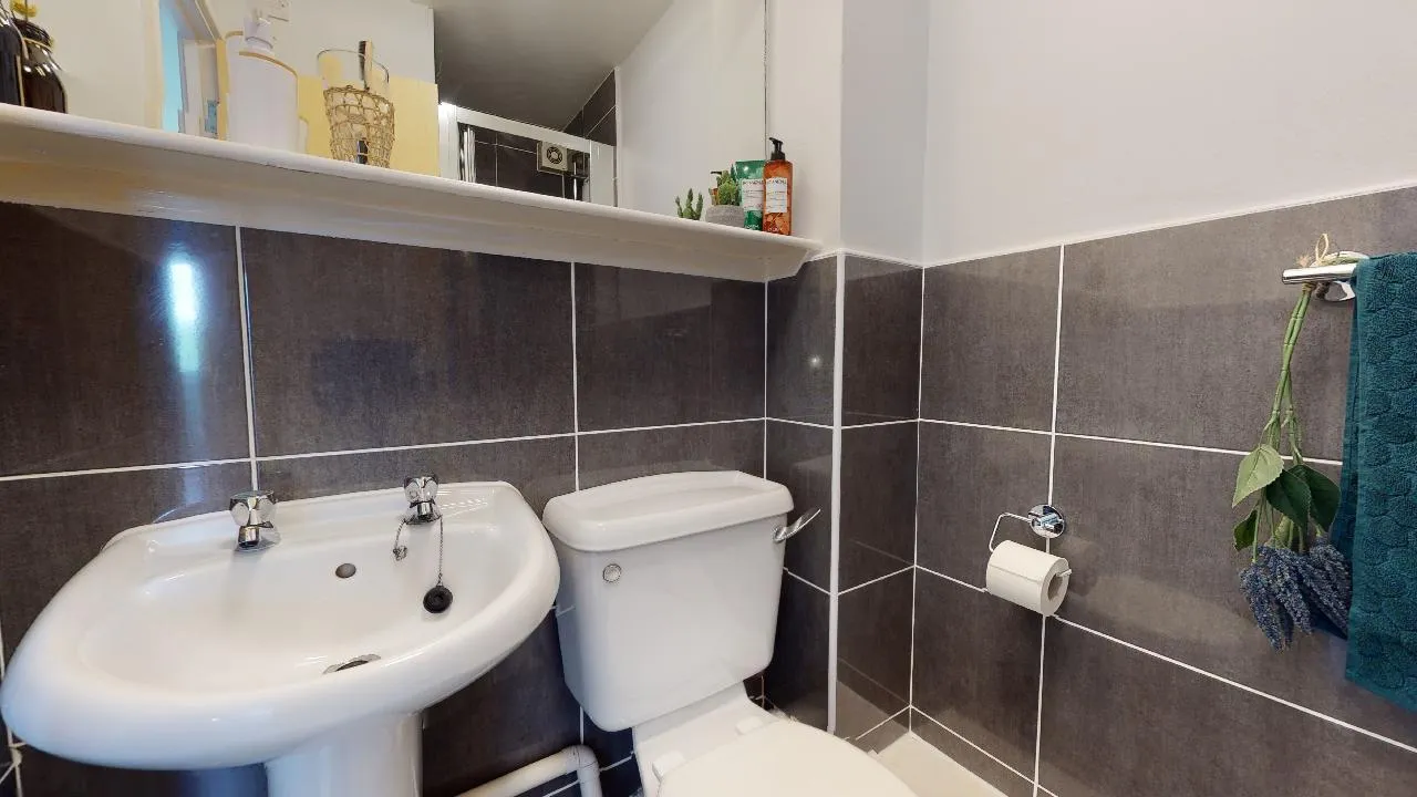 iQ Wilmslow Park photo 14