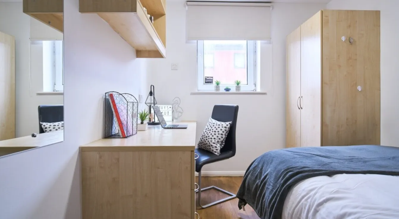 Manchester House photo 1