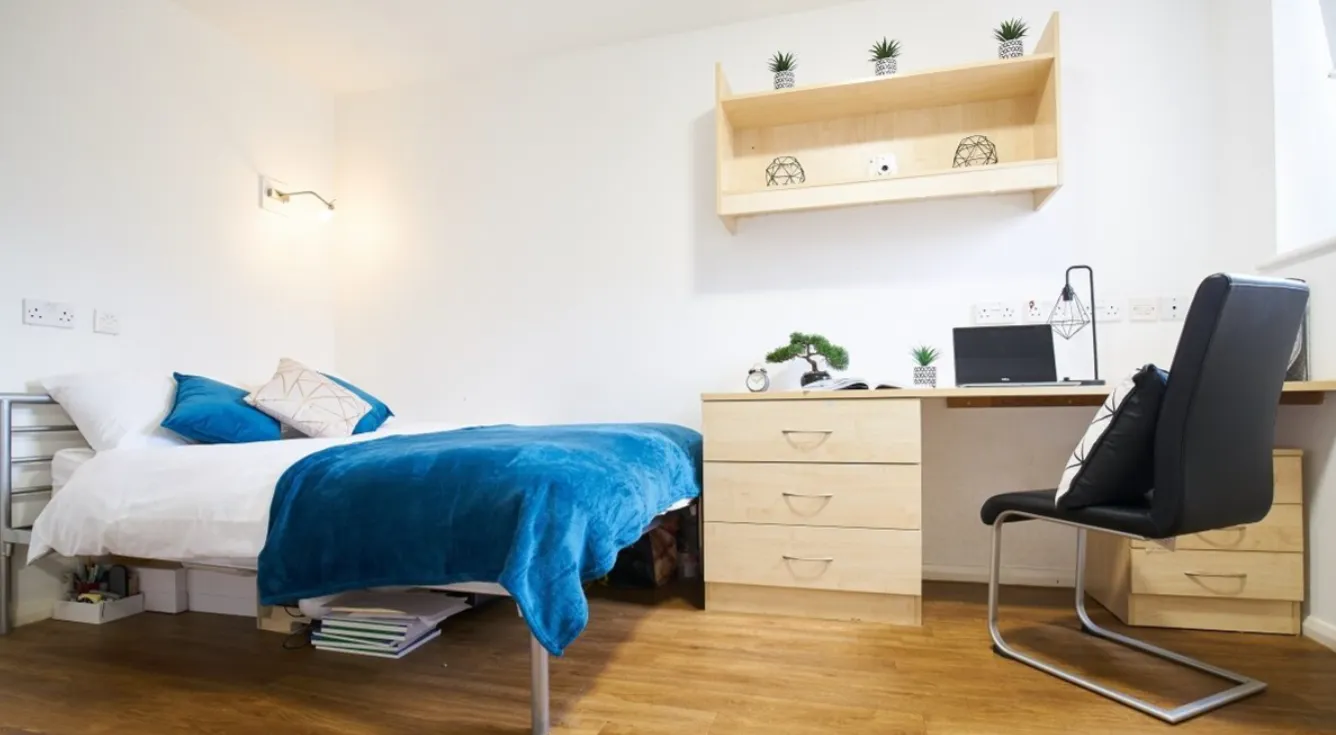 Manchester House photo 3