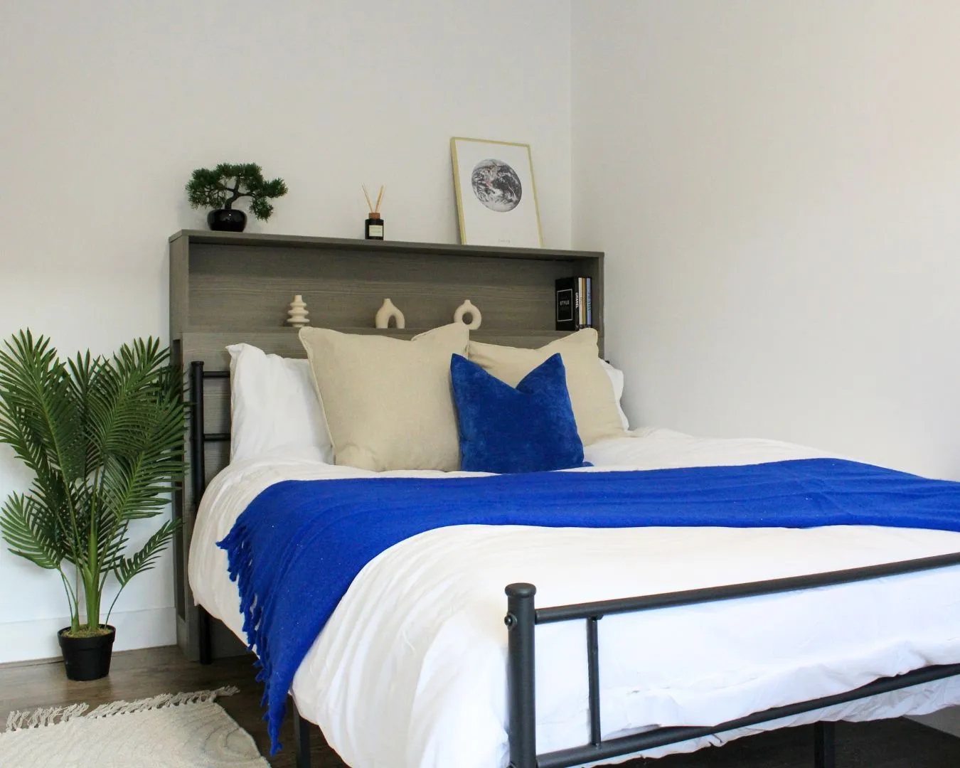 Classic 2 Bed Apartment - Shared Bathroom at Victoria Point