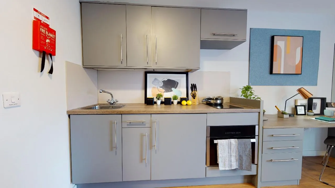 iQ Stephenson House photo 9