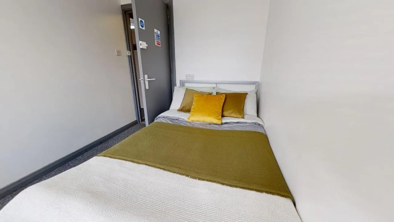 Bronze Room at iQ Stephenson House