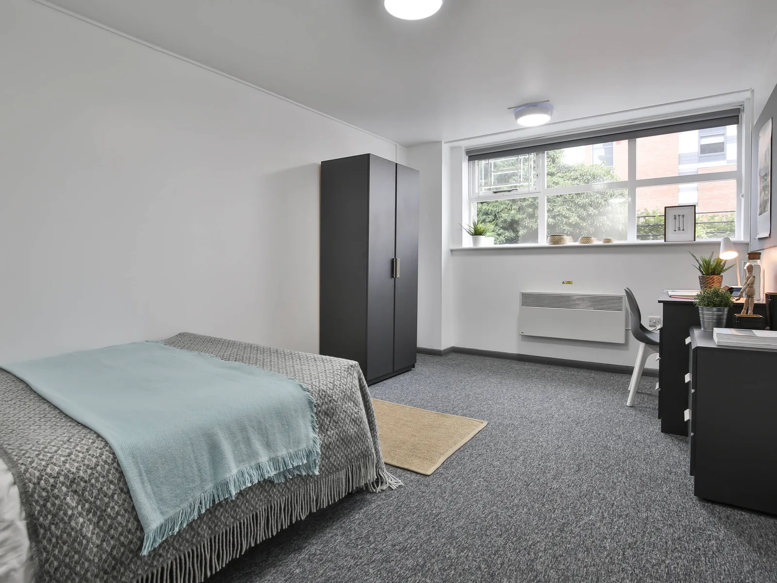 Get more space with our Silver Non En Suite at iQ Stephenson House