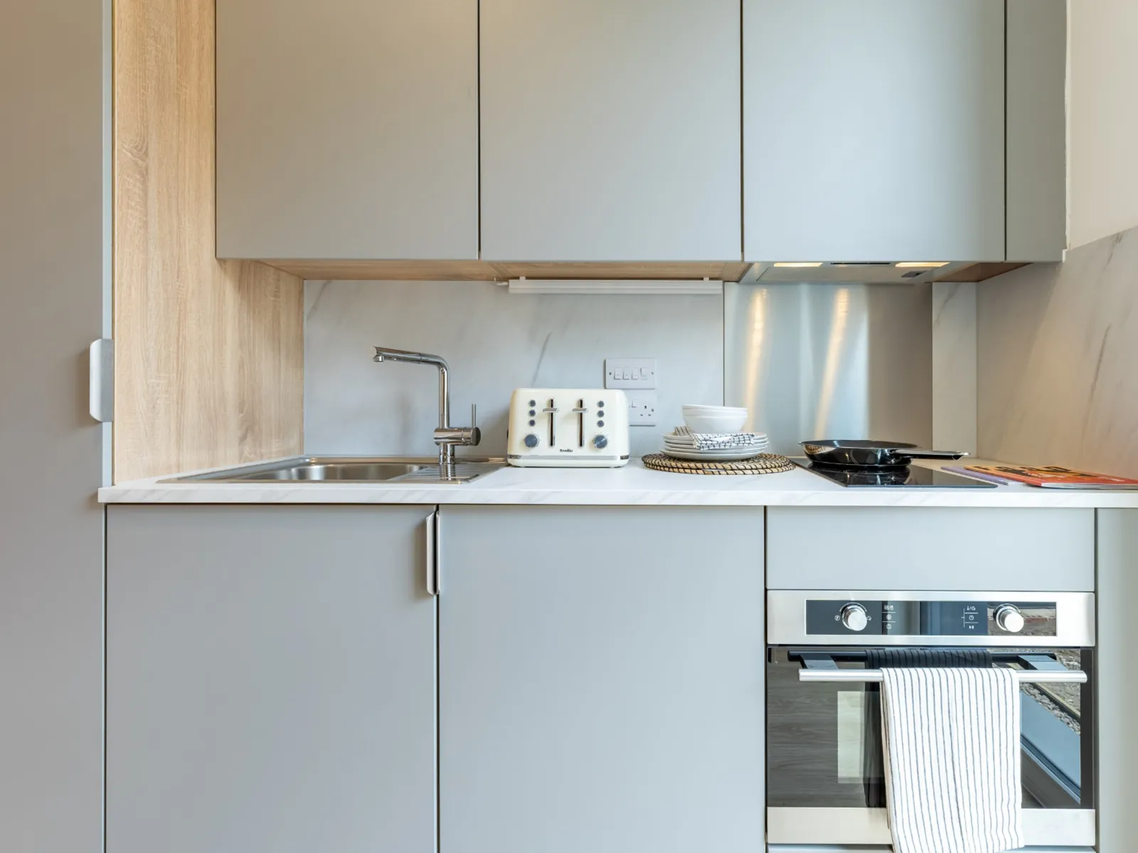 Beckton House photo 29