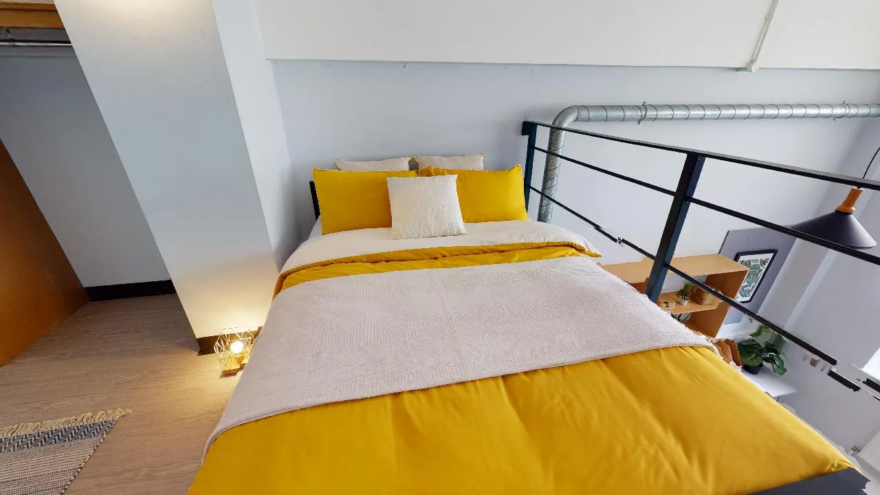 Diamond En Suite at iQ Exchange