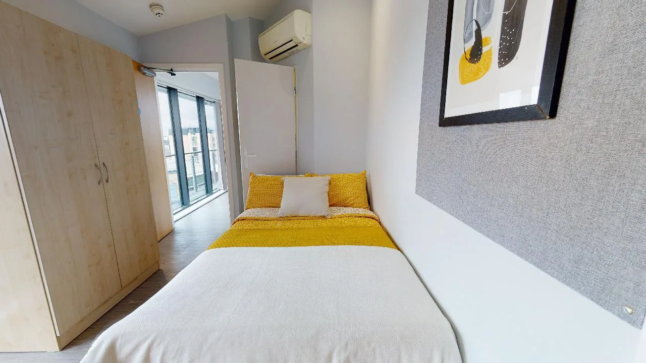 Penthouse Room at iQ Exchange
