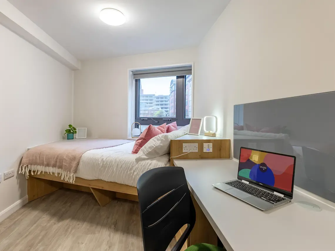 Goldsmith Court photo 9