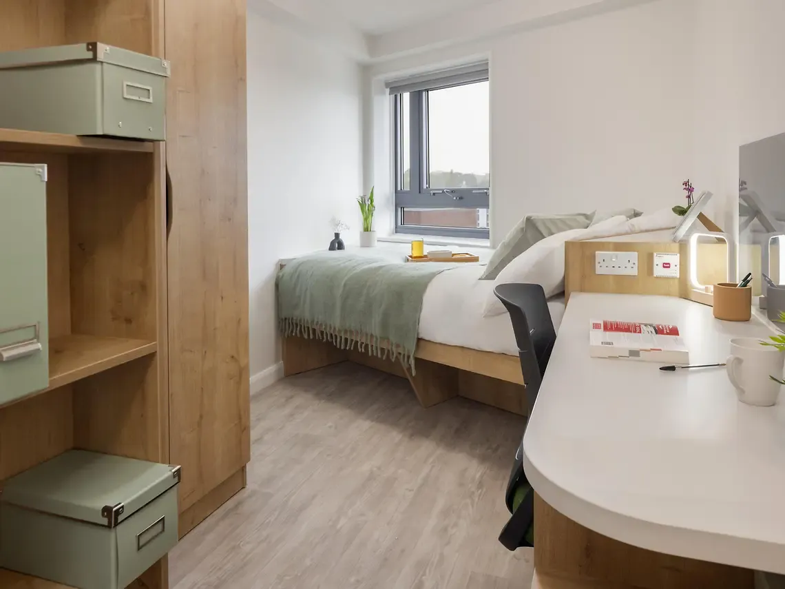 Goldsmith Court photo 14