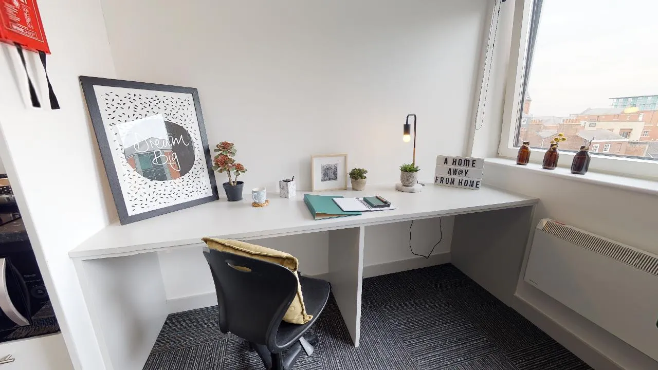 iQ Newland House photo 2