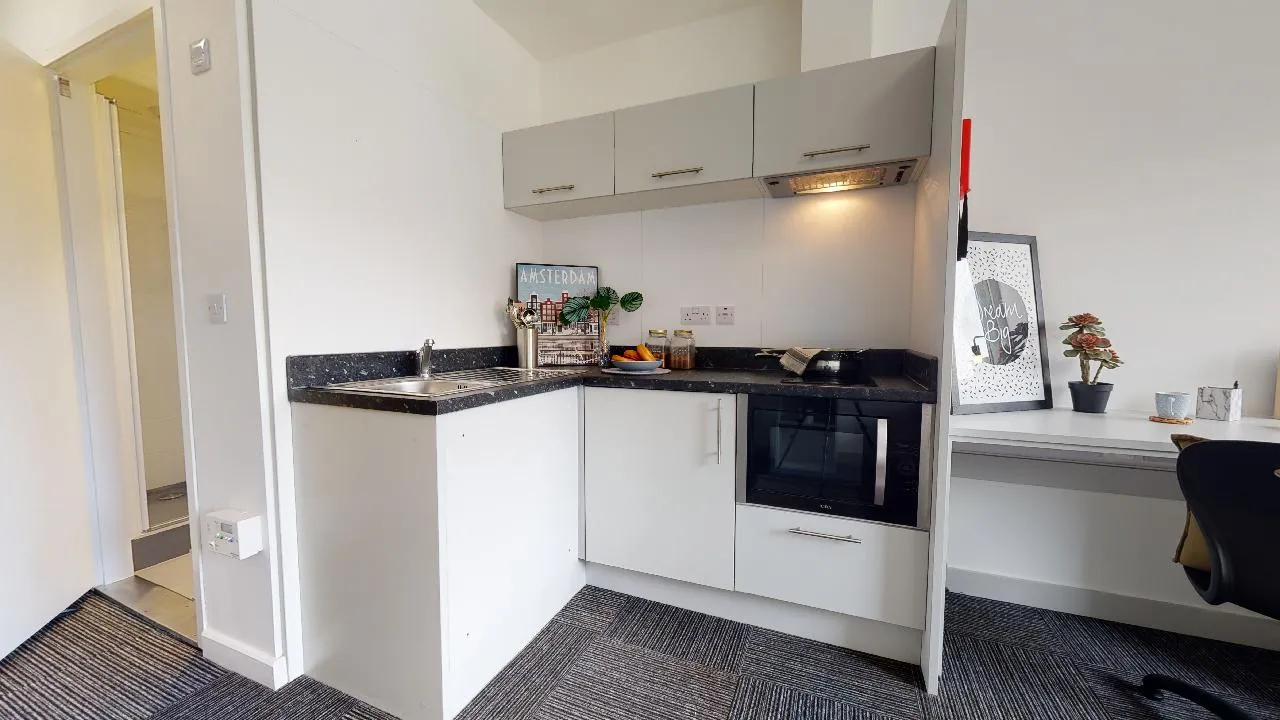 iQ Newland House photo 4